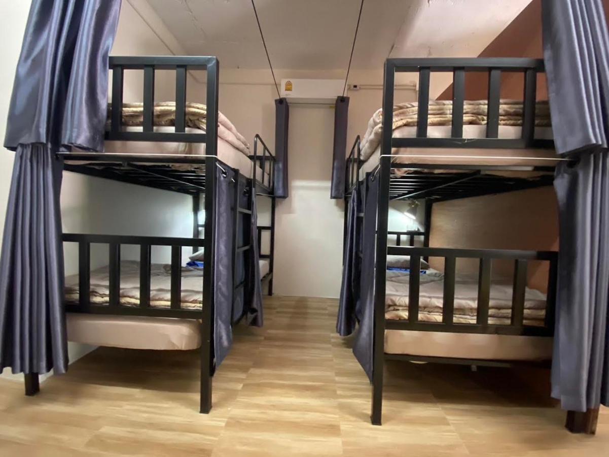 Sweed Dee Hostel Phi Phi-eilanden Buitenkant foto