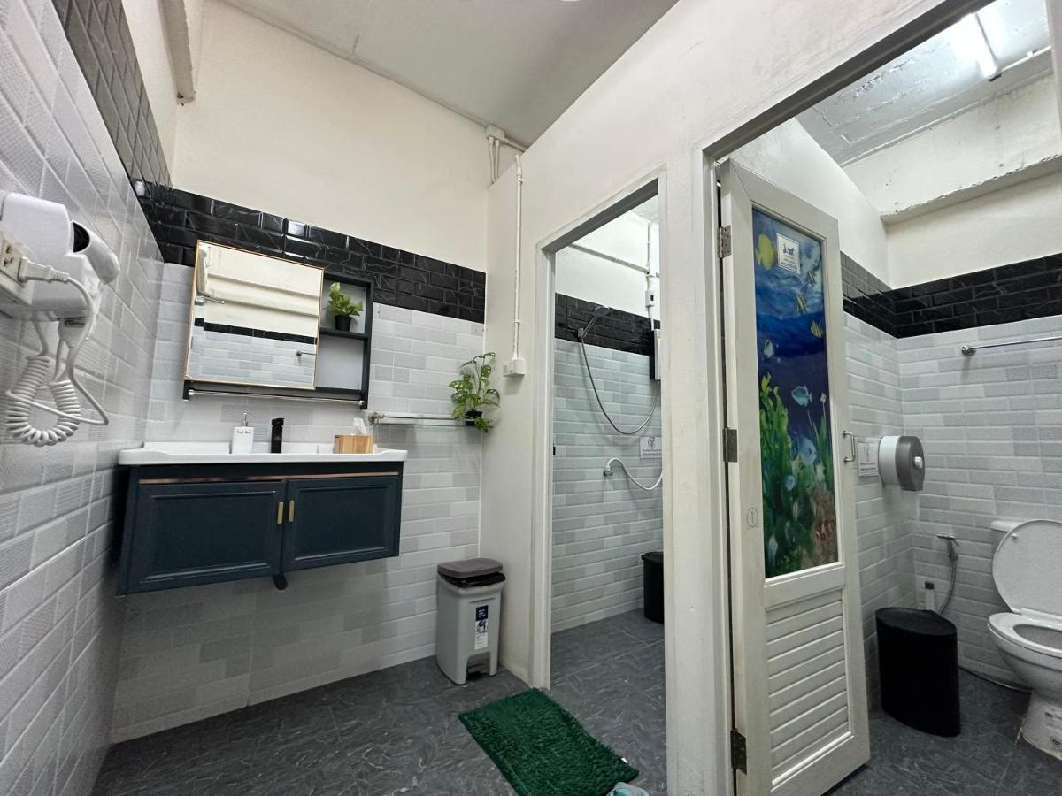 Sweed Dee Hostel Phi Phi-eilanden Buitenkant foto