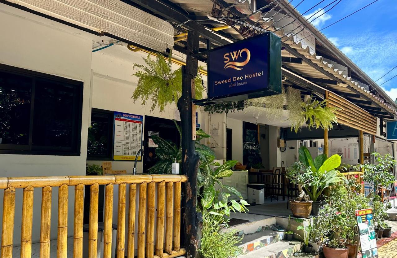 Sweed Dee Hostel Phi Phi-eilanden Buitenkant foto