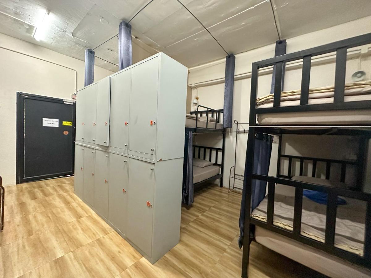 Sweed Dee Hostel Phi Phi-eilanden Buitenkant foto